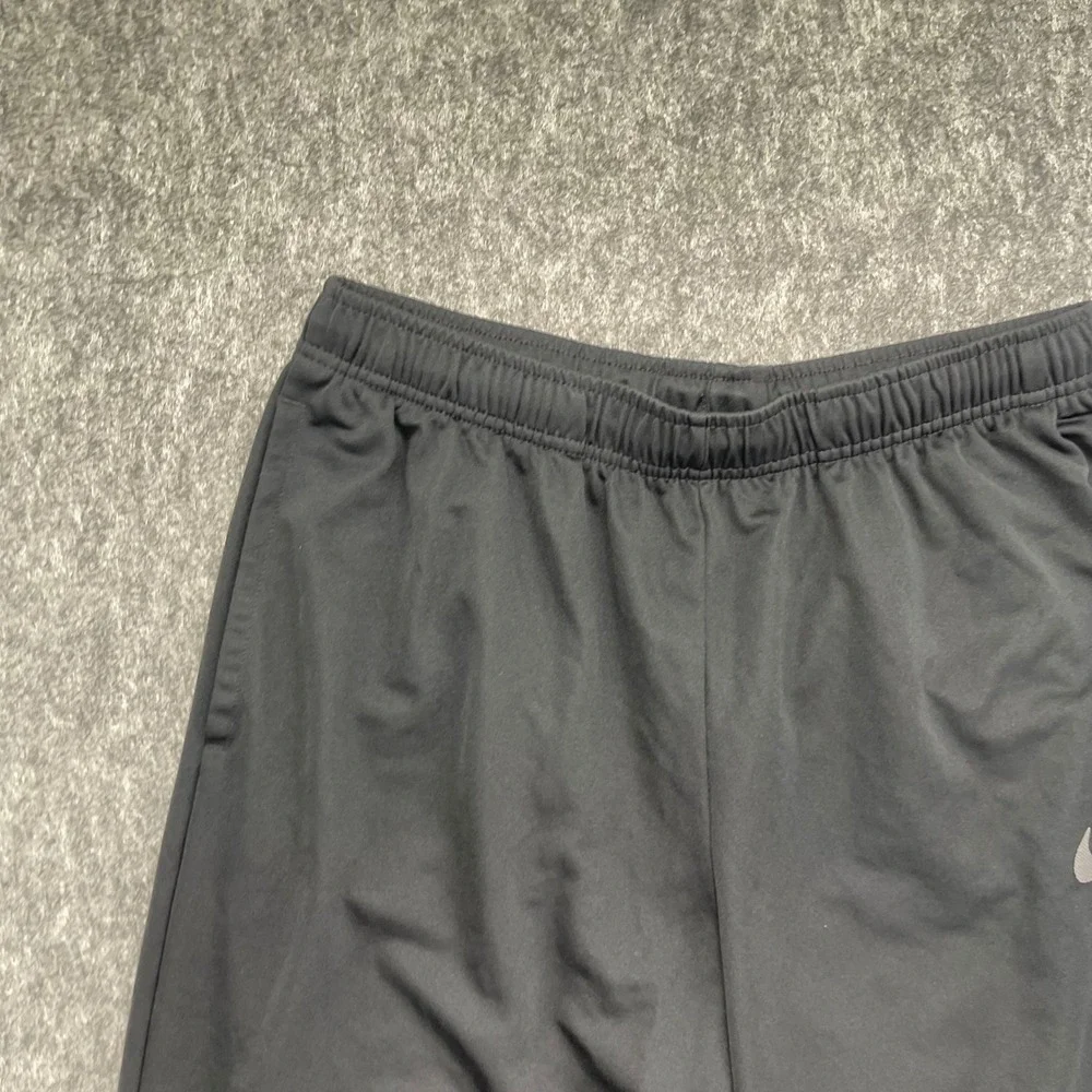 Nike Training Pants Mens XL Black Athletic Sweatpants Straight Leg Dri-FIT